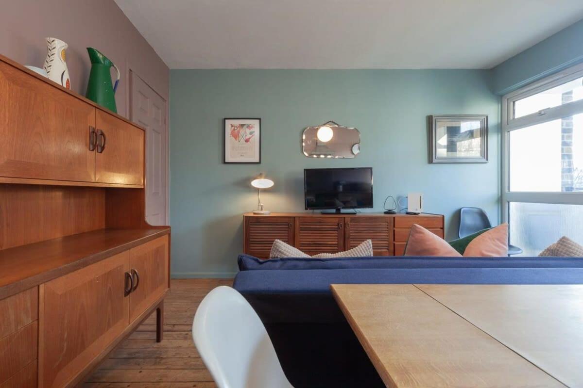 Central Stylish 4 Bedroom * London