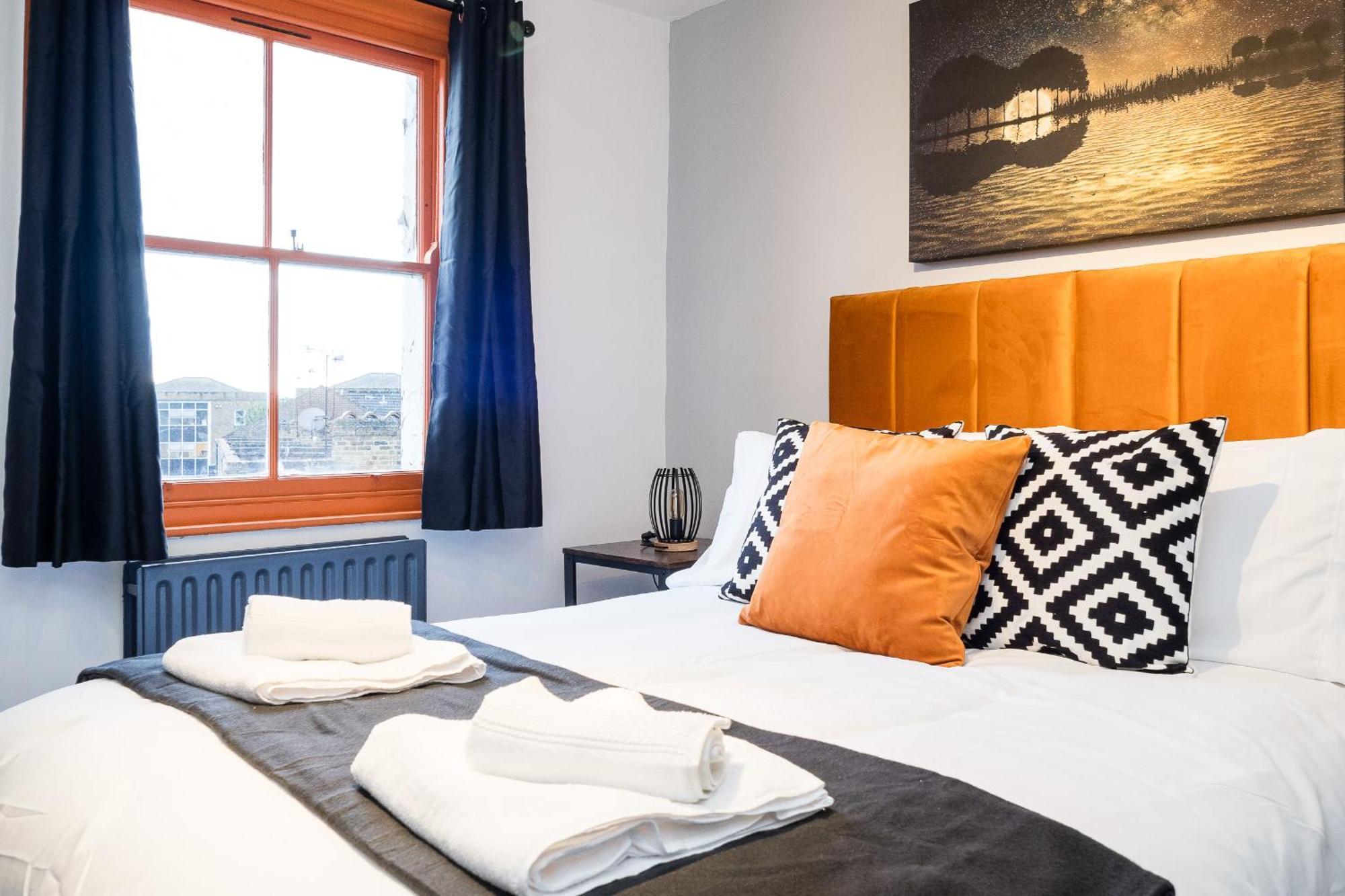 Spacious 6 Ensuite Bedroom House In Ferienhaus *