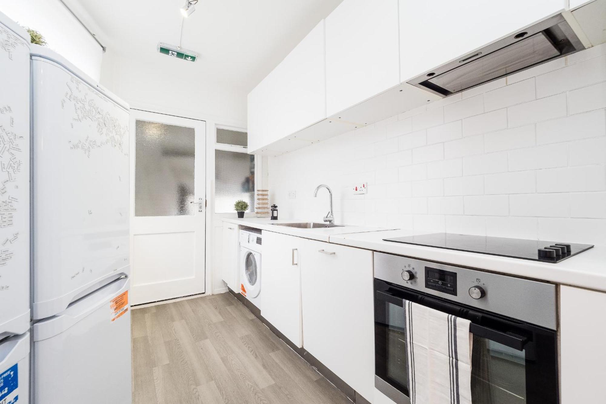 Ferienhaus Spacious 6 Ensuite Bedroom House In *