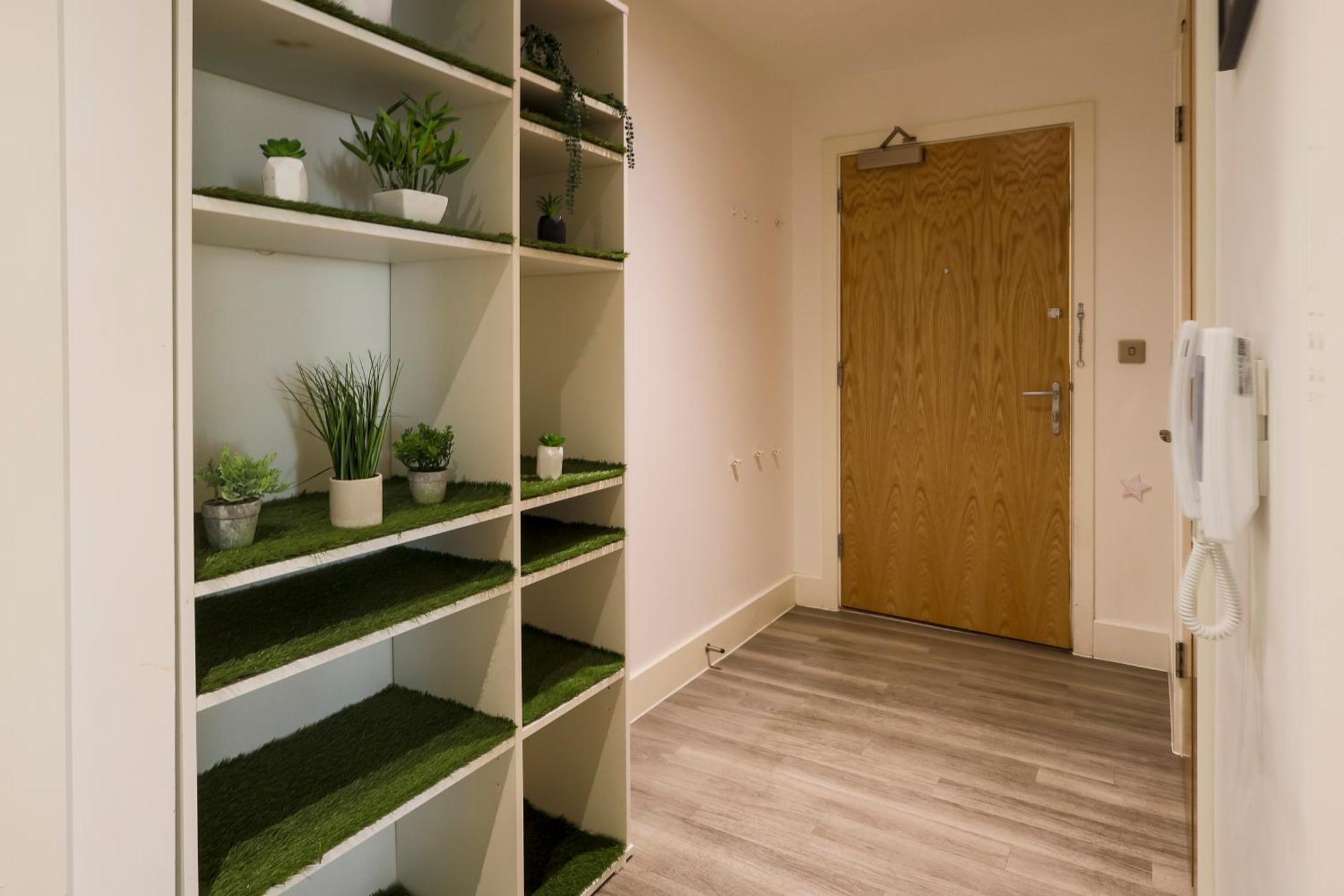 Leilighet Stylish 2br By Dluxoria Short Lets & Serviced Greater With Pet Friendly, Free Wifi & Free Parking