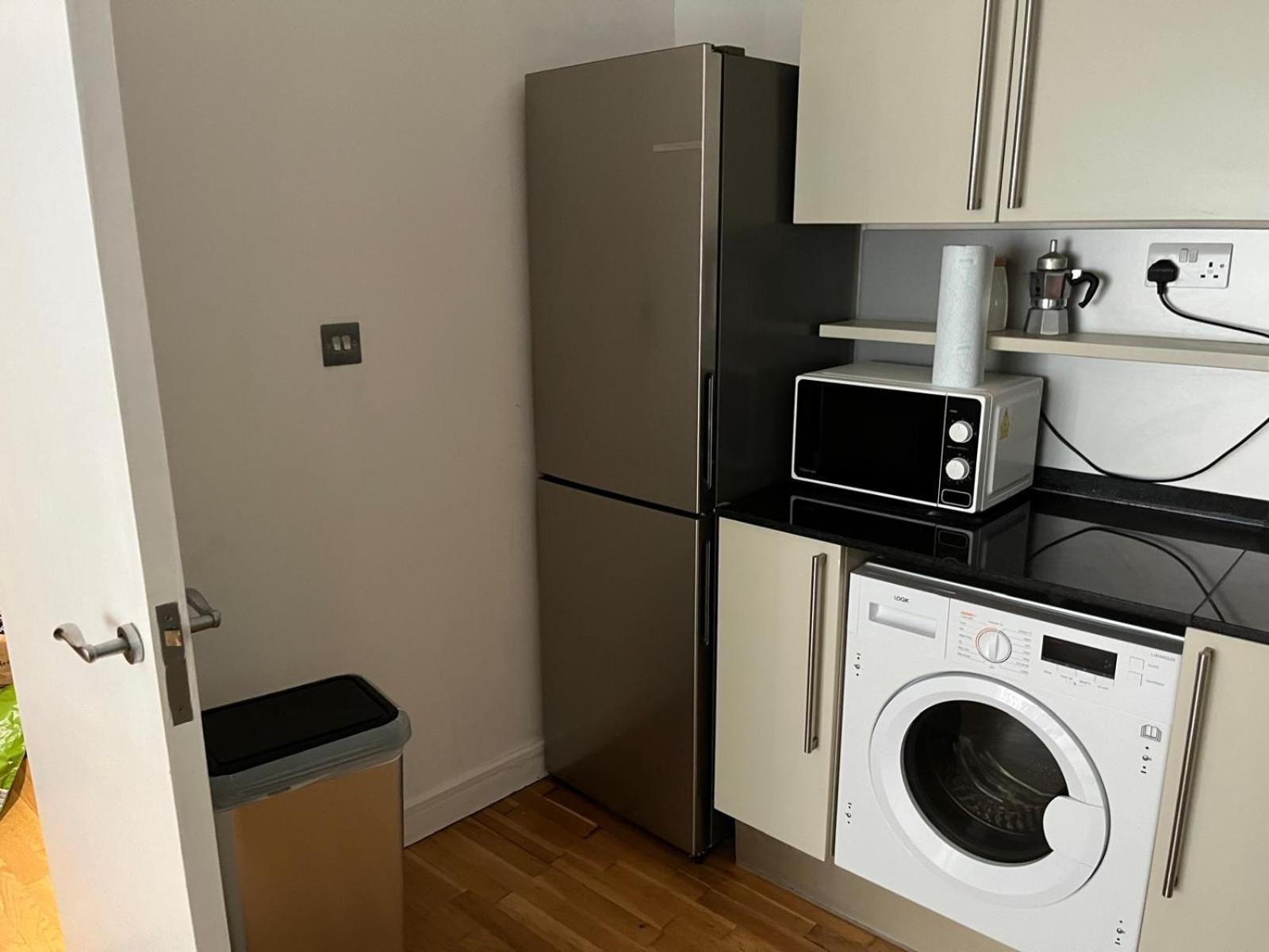 Spacious 3bedroom Flat In Paddington Appartement Londen