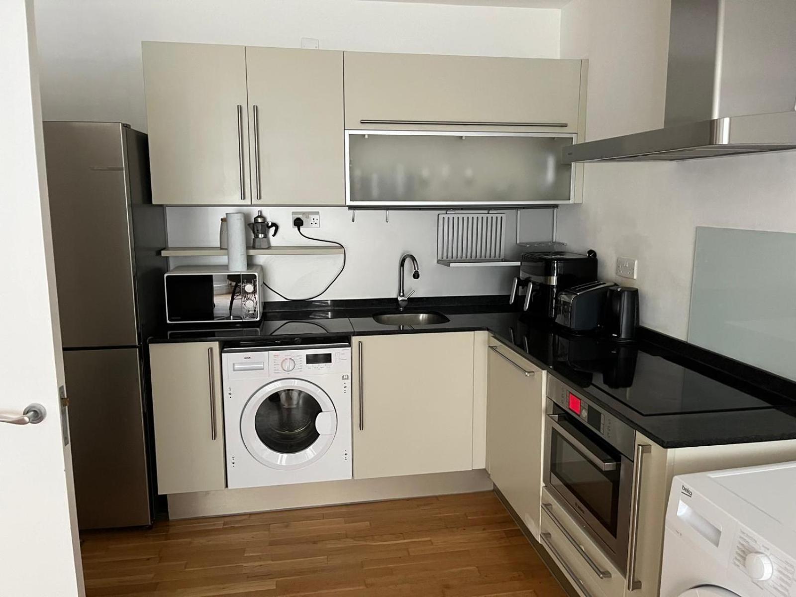 Spacious 3bedroom Flat In Paddington Londen