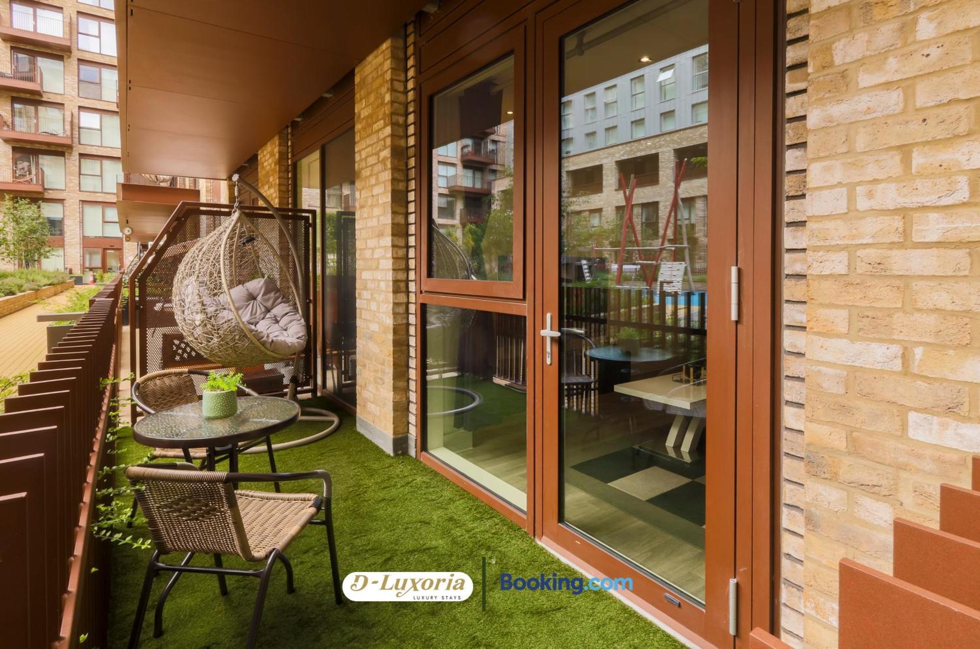 Leilighet Stylish 2br By Dluxoria Short Lets & Serviced Greater With Pet Friendly, Free Wifi & Free Parking London