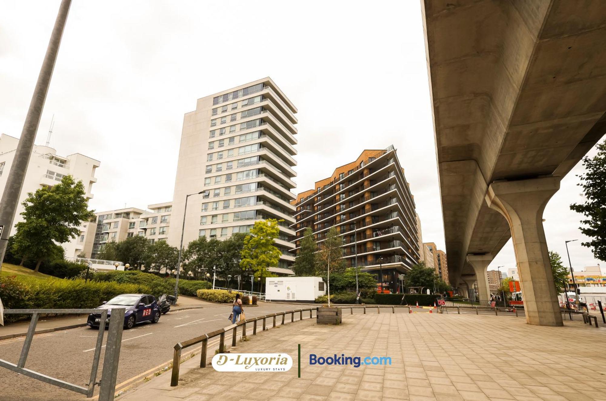 Leilighet Stylish 2br By Dluxoria Short Lets & Serviced Greater With Pet Friendly, Free Wifi & Free Parking