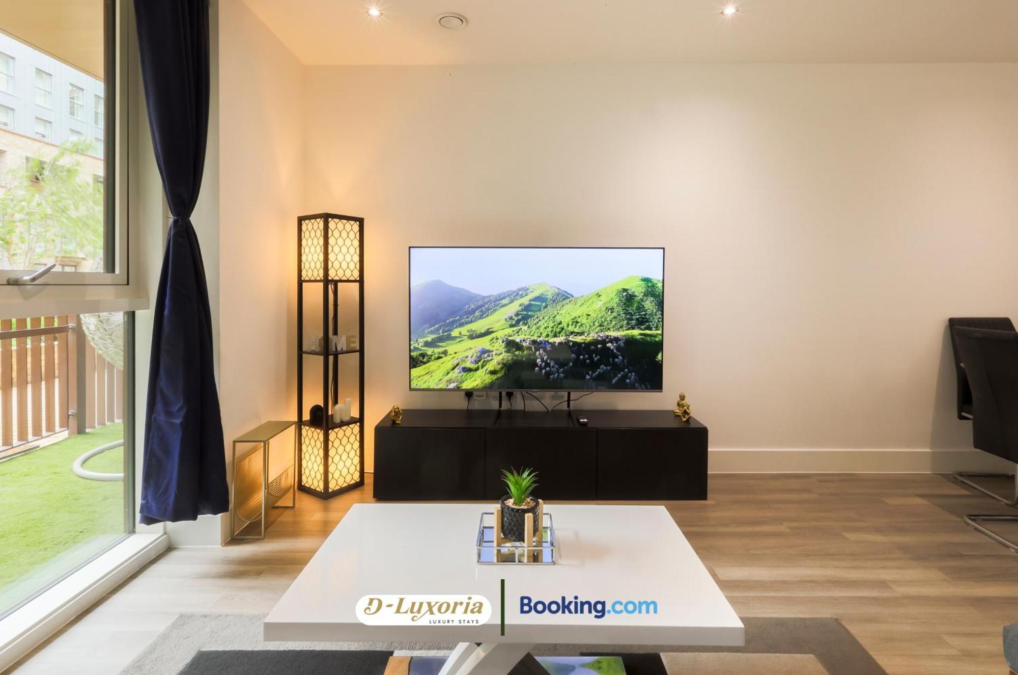 Leilighet Stylish 2br By Dluxoria Short Lets & Serviced Greater With Pet Friendly, Free Wifi & Free Parking