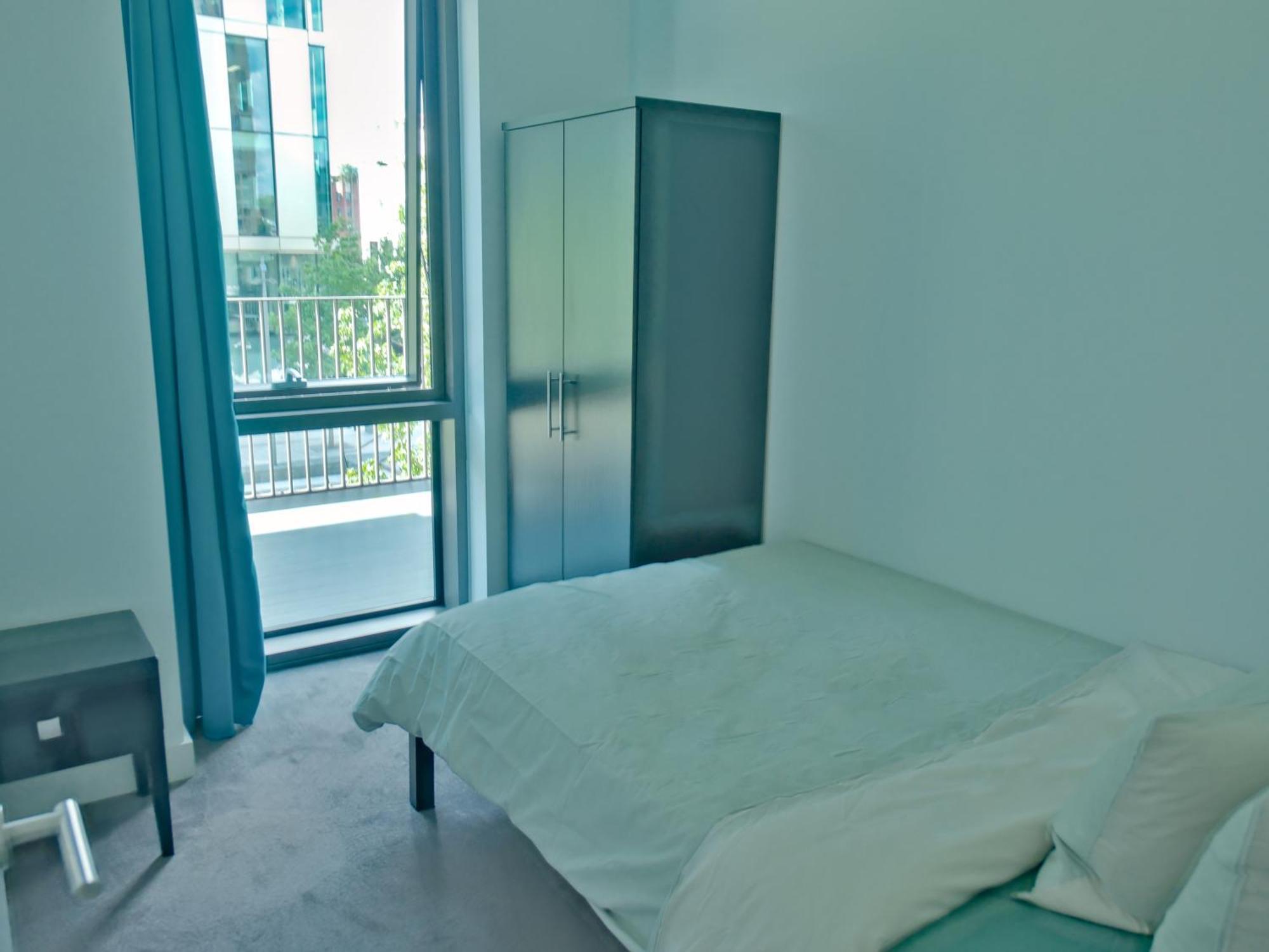 Premier Thames Riverside 2br In Vauxhall