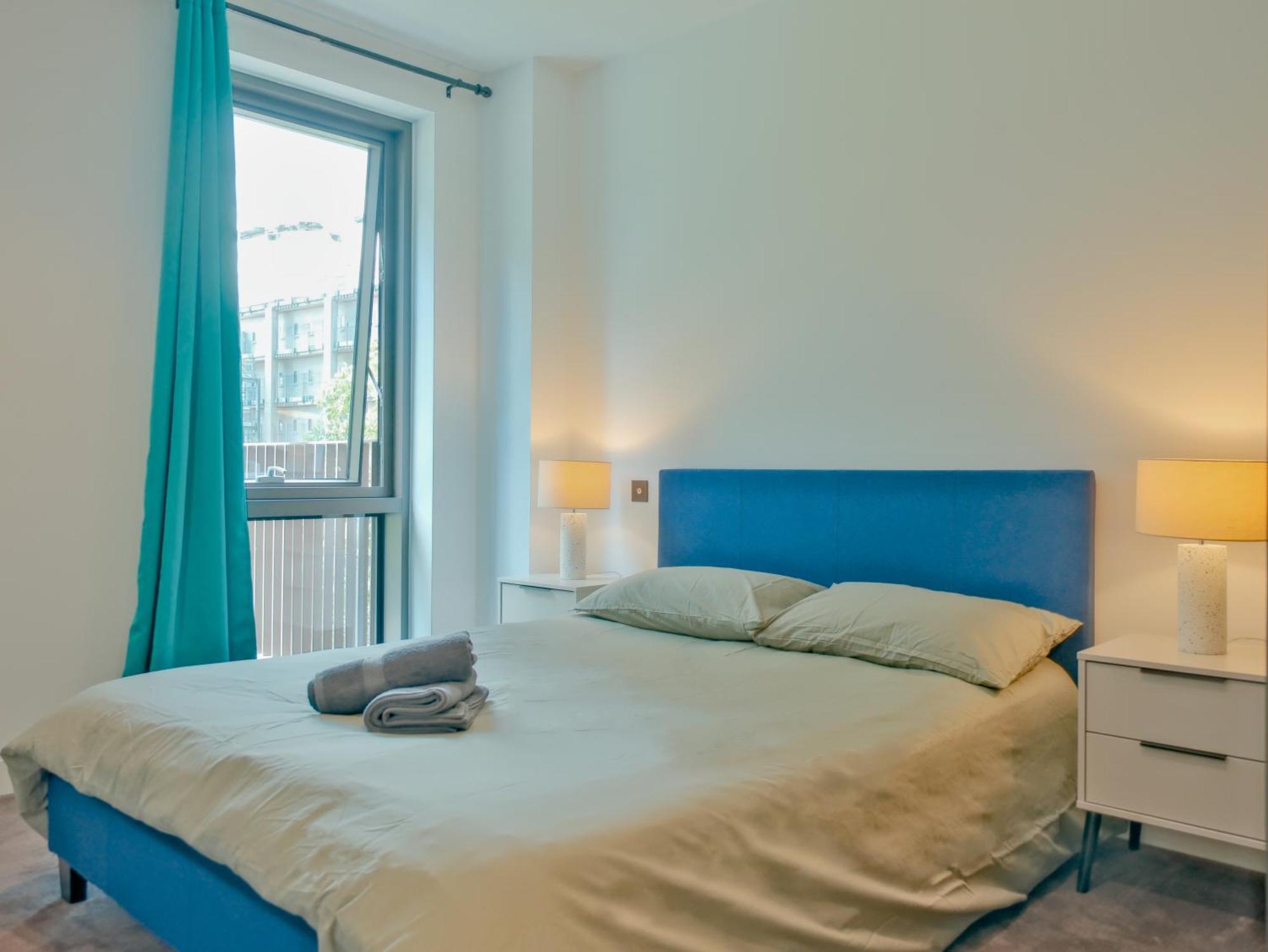 Premier Thames Riverside 2br In Vauxhall * London