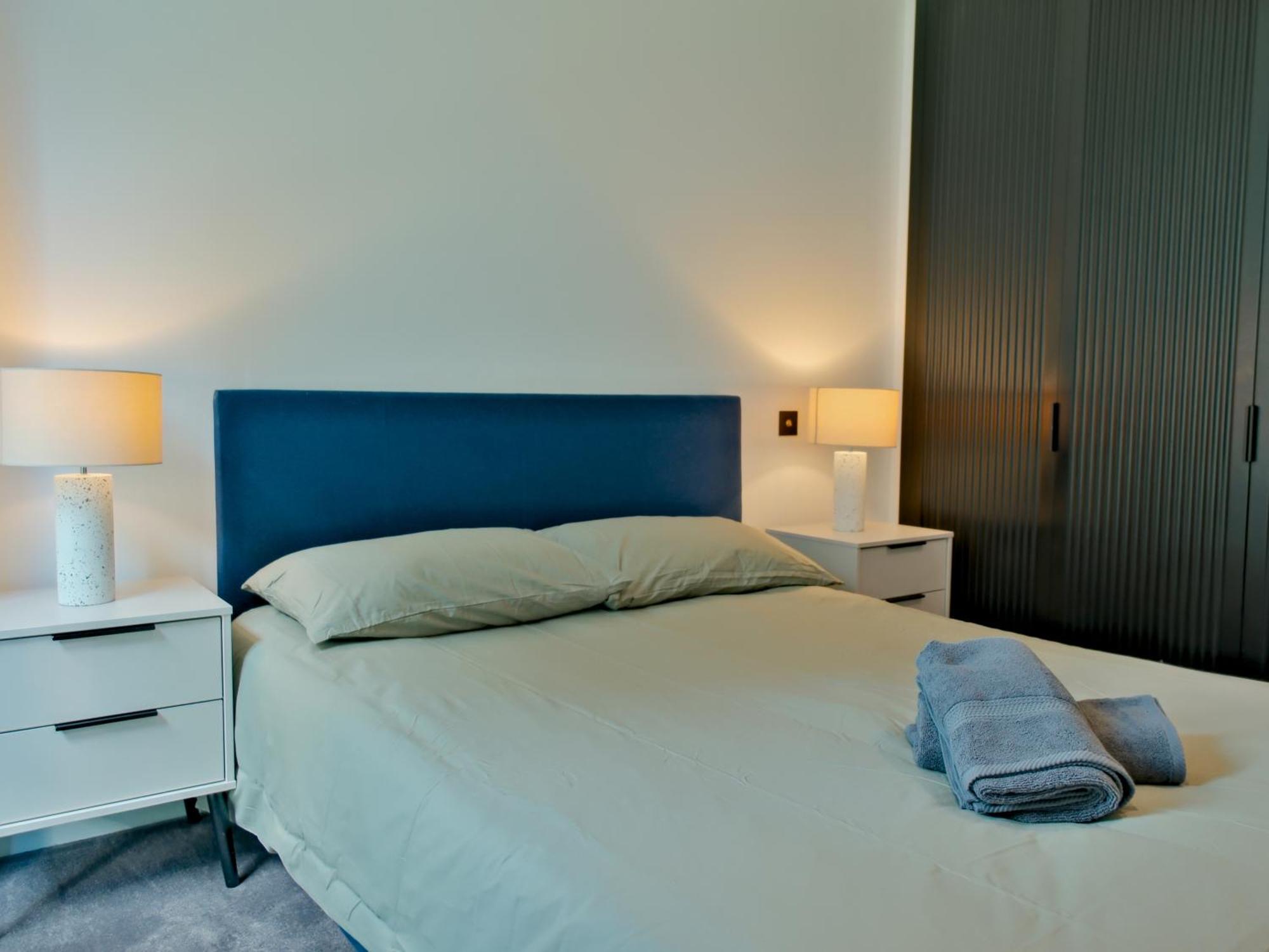 Apartment Premier Thames Riverside 2br In Vauxhall *