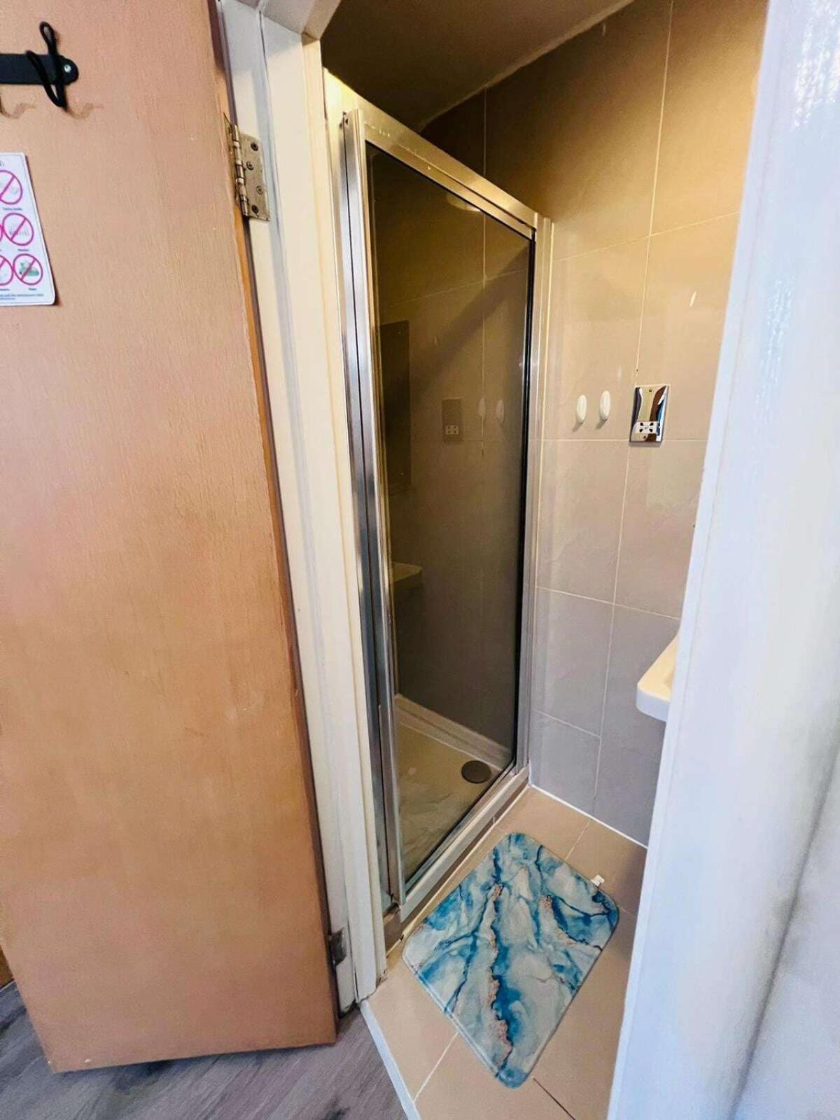 F203-fantastic Second Flr Near Hyde Park Leilighet London