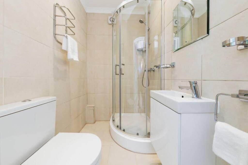 Your Chic 3br Comfort And Style In Сasa de vacaciones *
