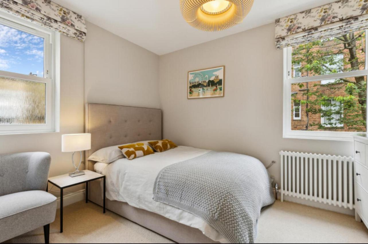 Feriehus Stylish & Spacious 4 Beds House *