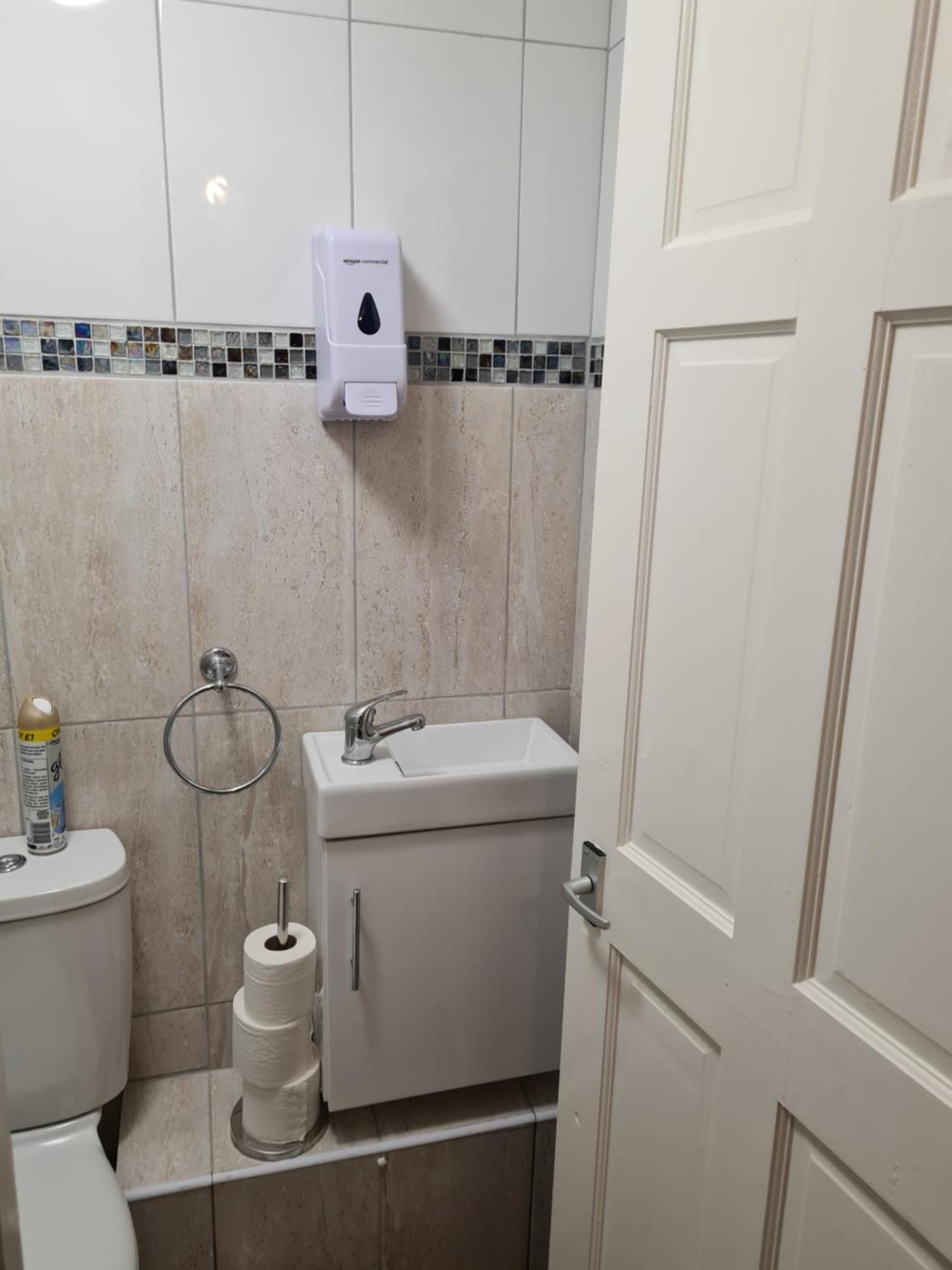 4br-2ensuite-10mincentrallondon-sleeps11-parking * London
