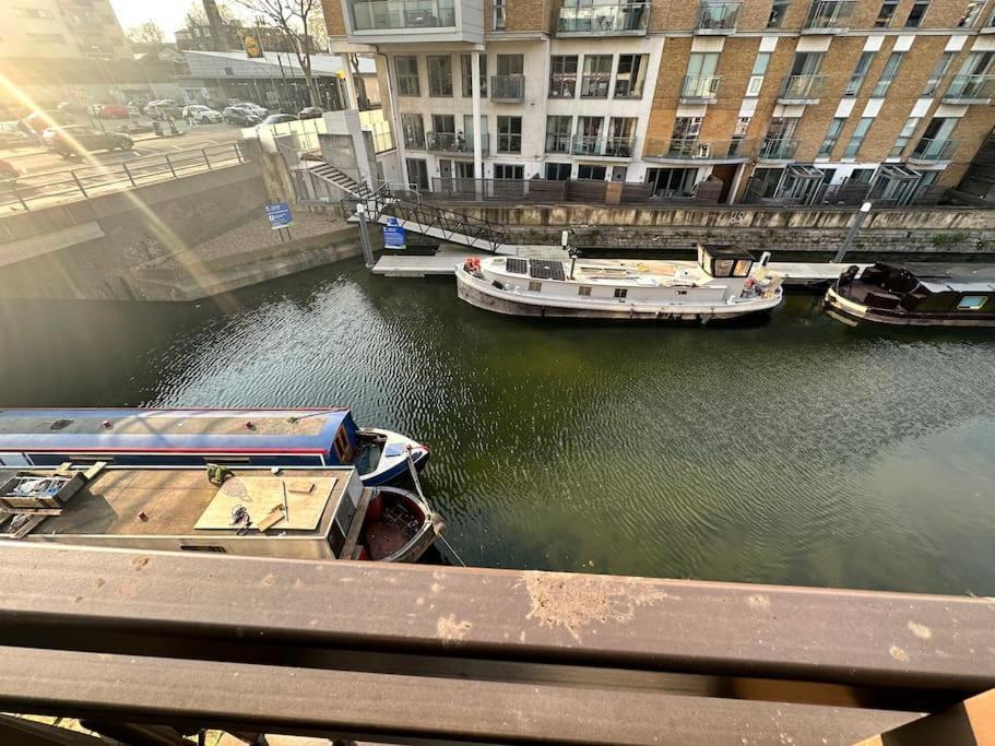 Stylish Riverside * London