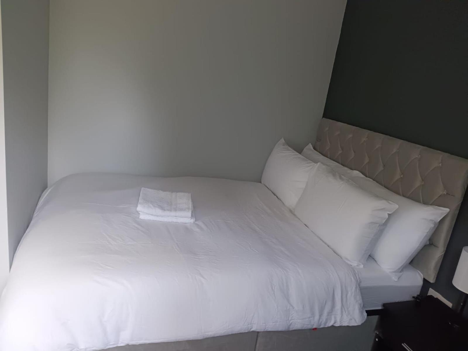 Letzi Premium Cozy Retreat Private En-suite Rooms, Wembley Privatunterkunft *