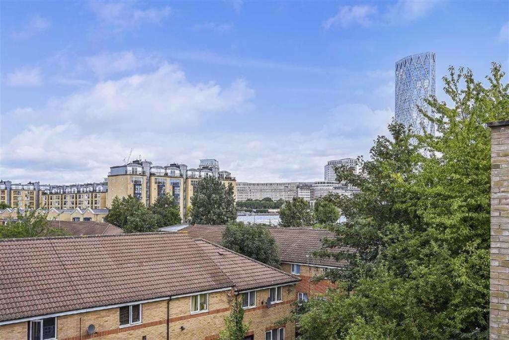 Sho-11 Stanton House - Riverside House With Garden Patio And Parking Holiday home *