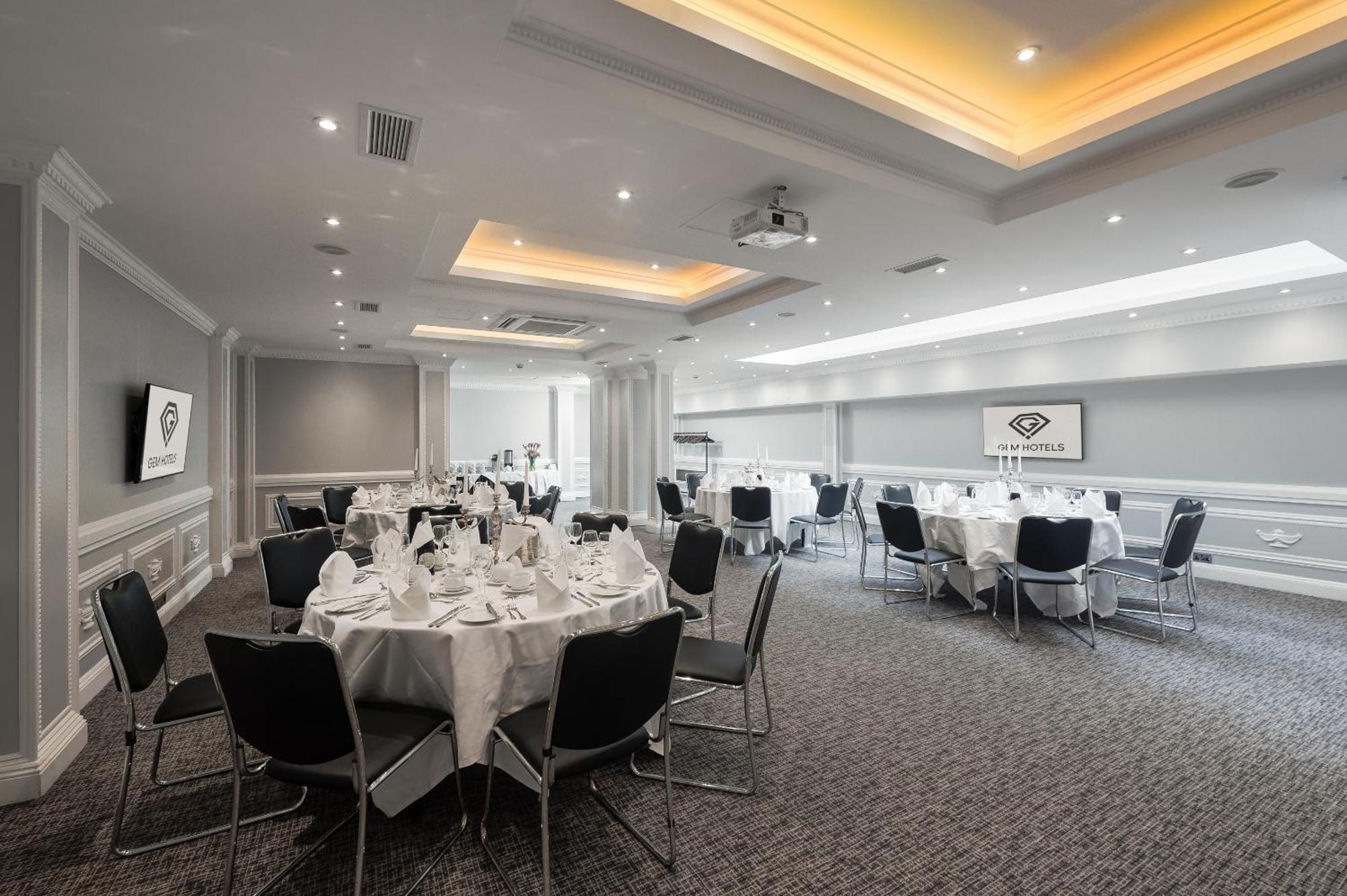 Gem Fitzrovia 4*