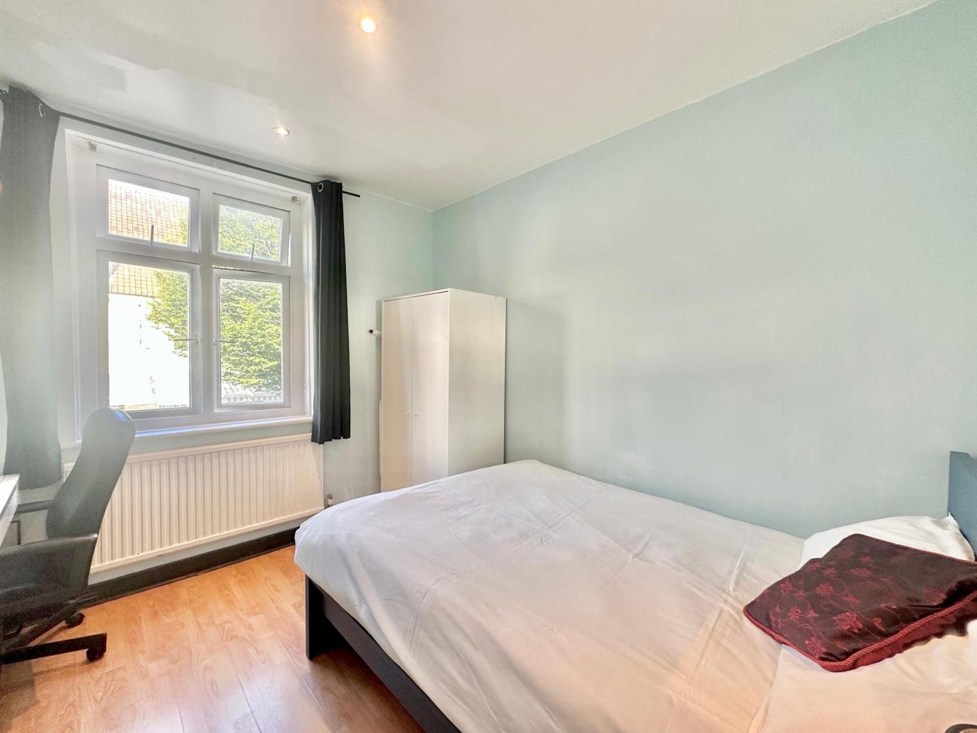 Kings Cross Apartment *
