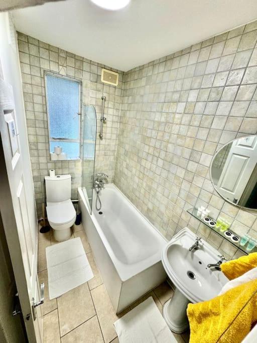 Lovely Fulham 2 Bed Londres