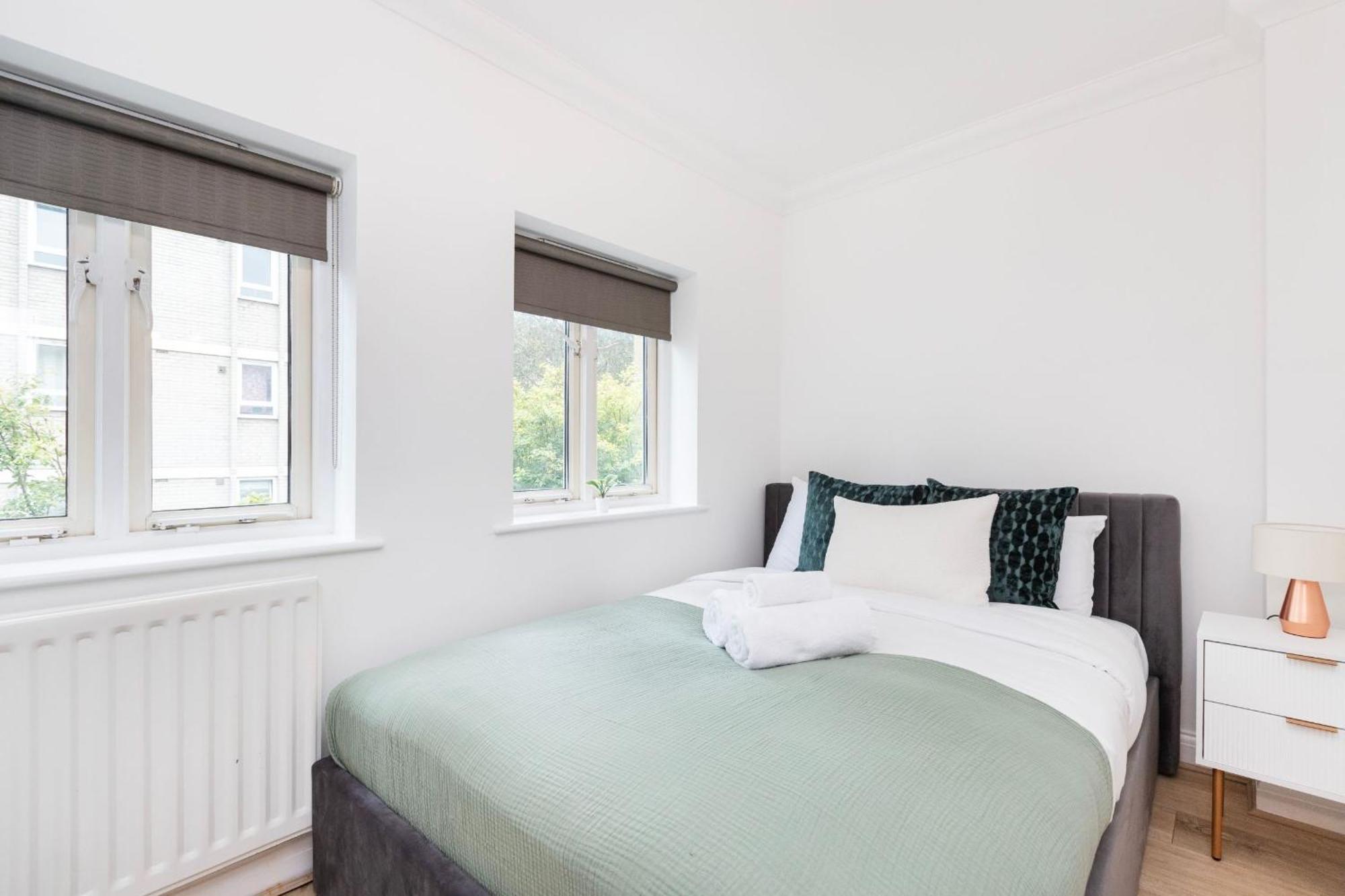 Old Street - 4br Townhouse With Patio - Cityapartmentstay * Londen