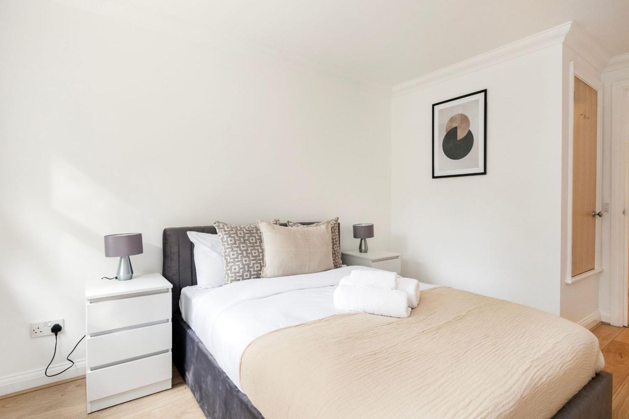 Old Street - 4br Townhouse With Patio - Cityapartmentstay Londen