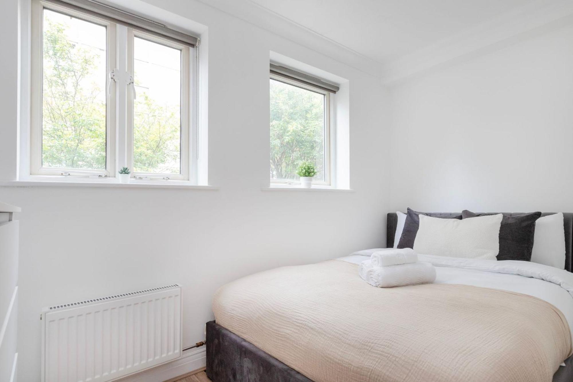 Appartement Old Street - 4br Townhouse With Patio - Cityapartmentstay Londen