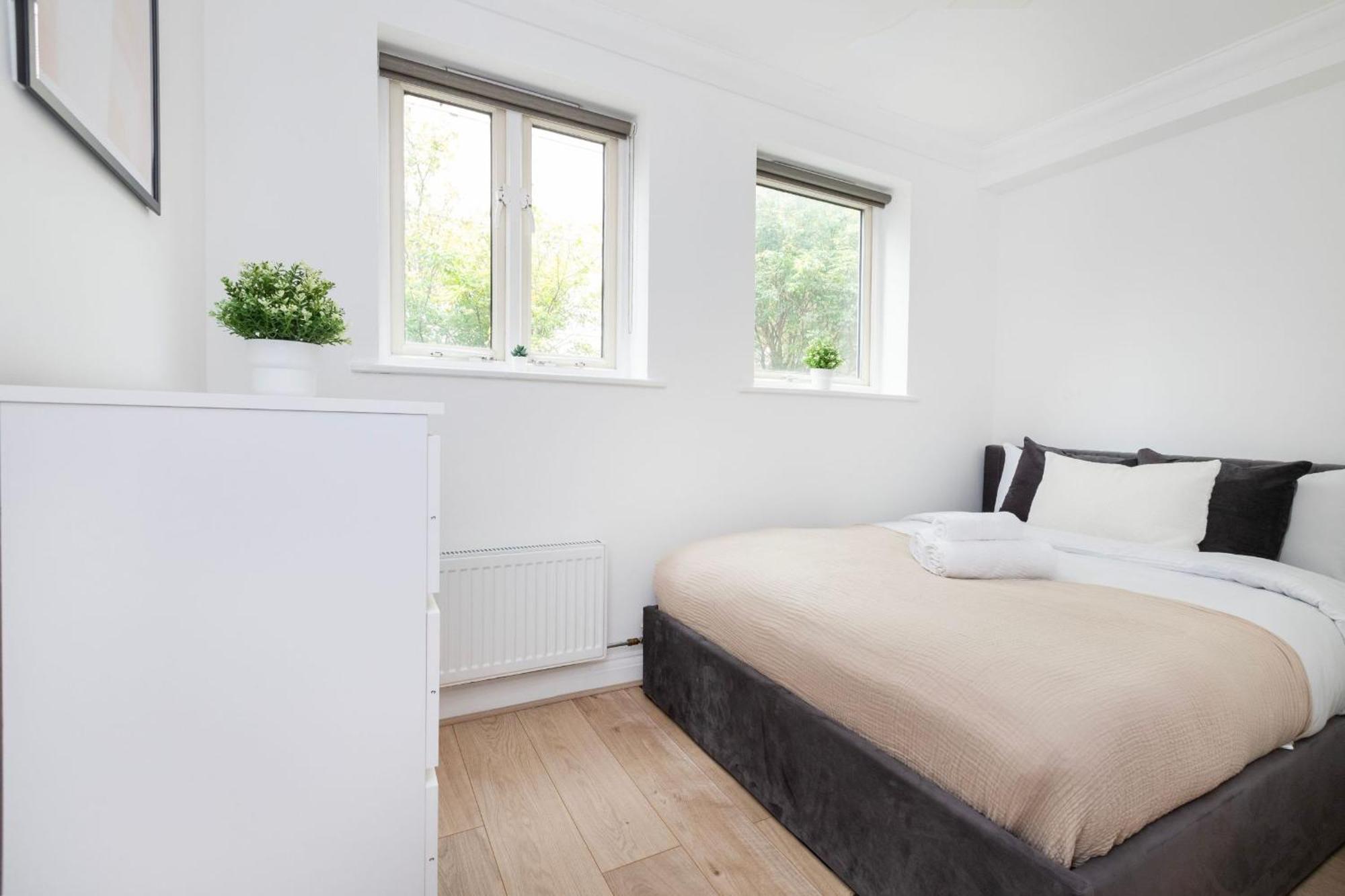 Old Street - 4br Townhouse With Patio - Cityapartmentstay * Londen
