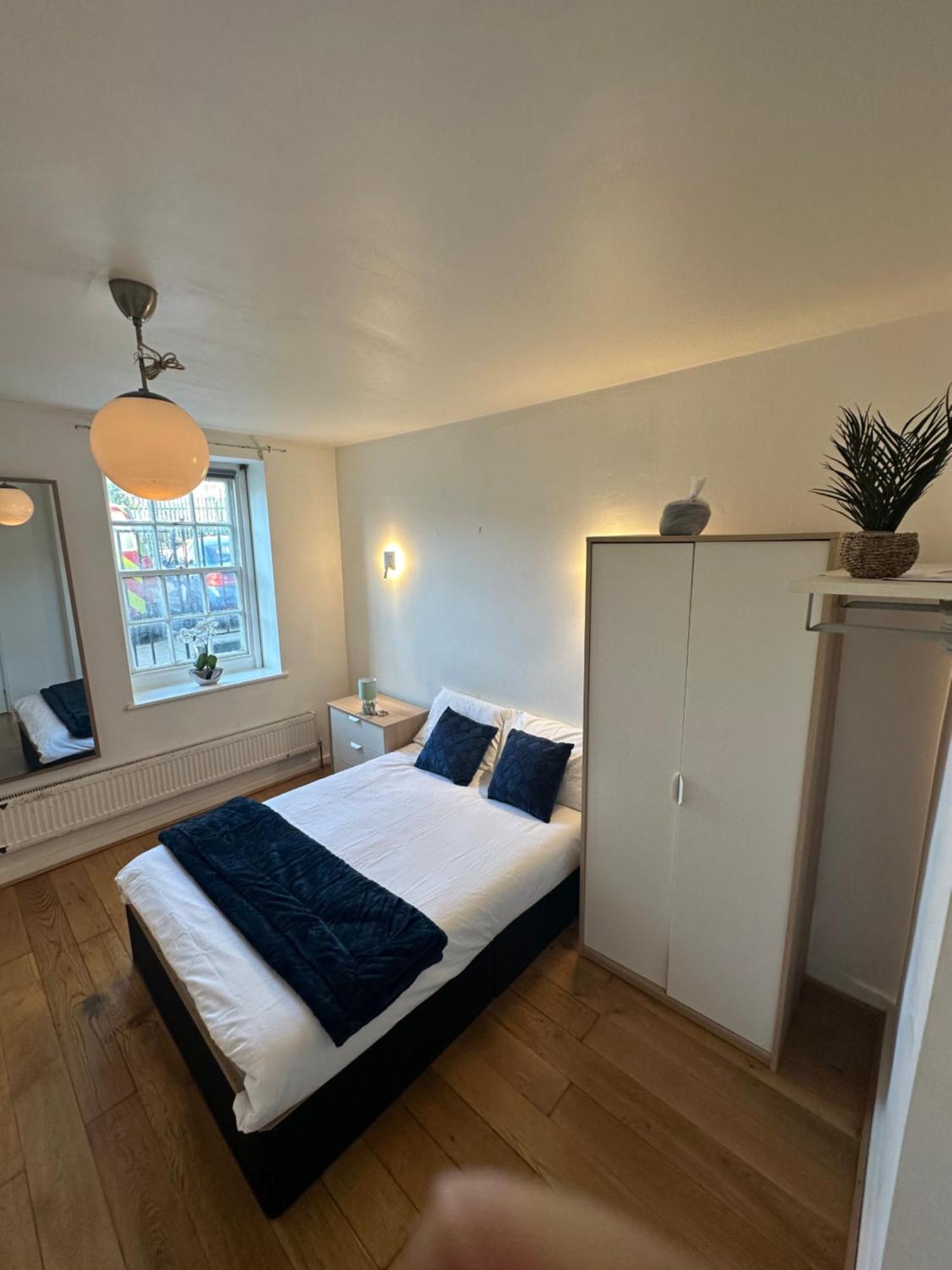 2 Bedroom Flat In Kingscross, St Pancras! 6 People Apartamento Londres
