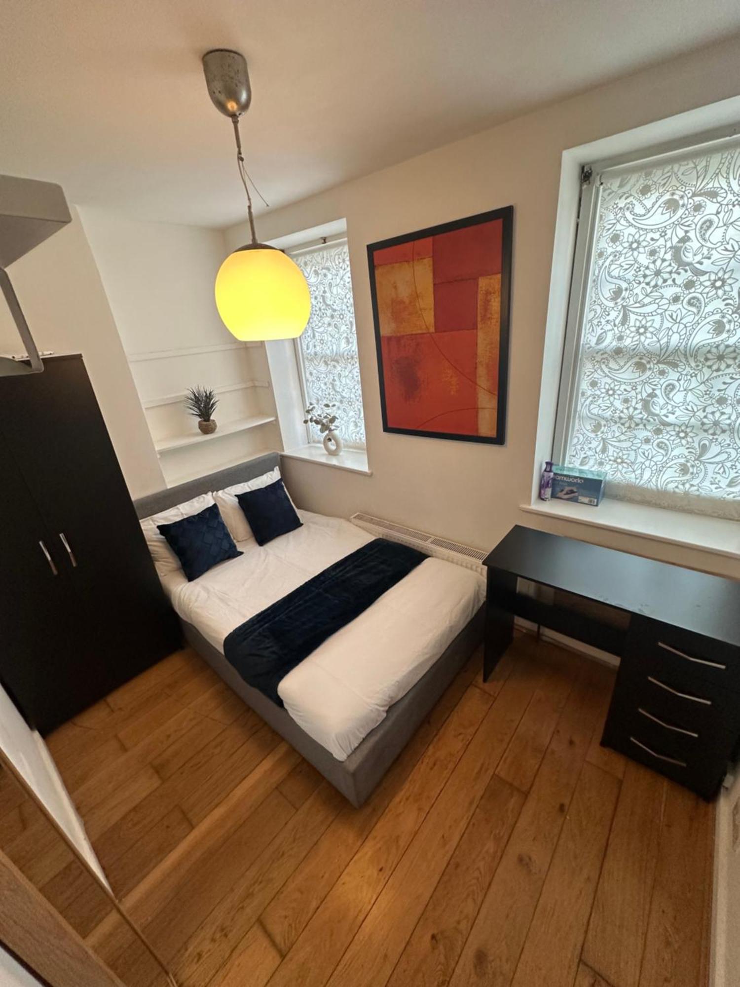 2 Bedroom Flat In Kingscross, St Pancras! 6 People Apartamento *