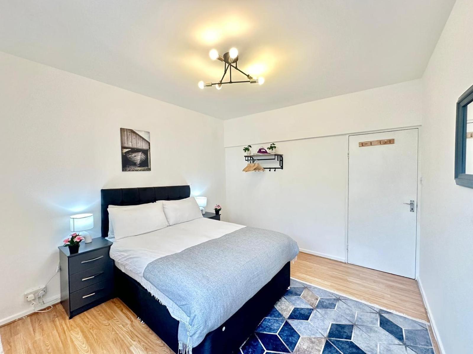 Paddington Two Bedroom Apartment London
