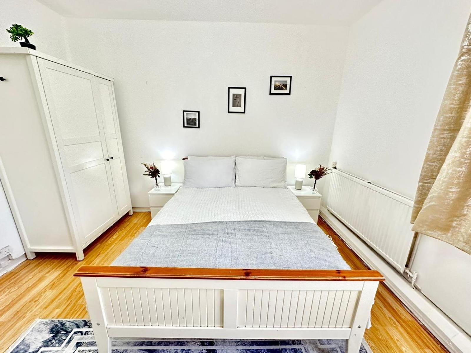 Paddington Two Bedroom Apartment London