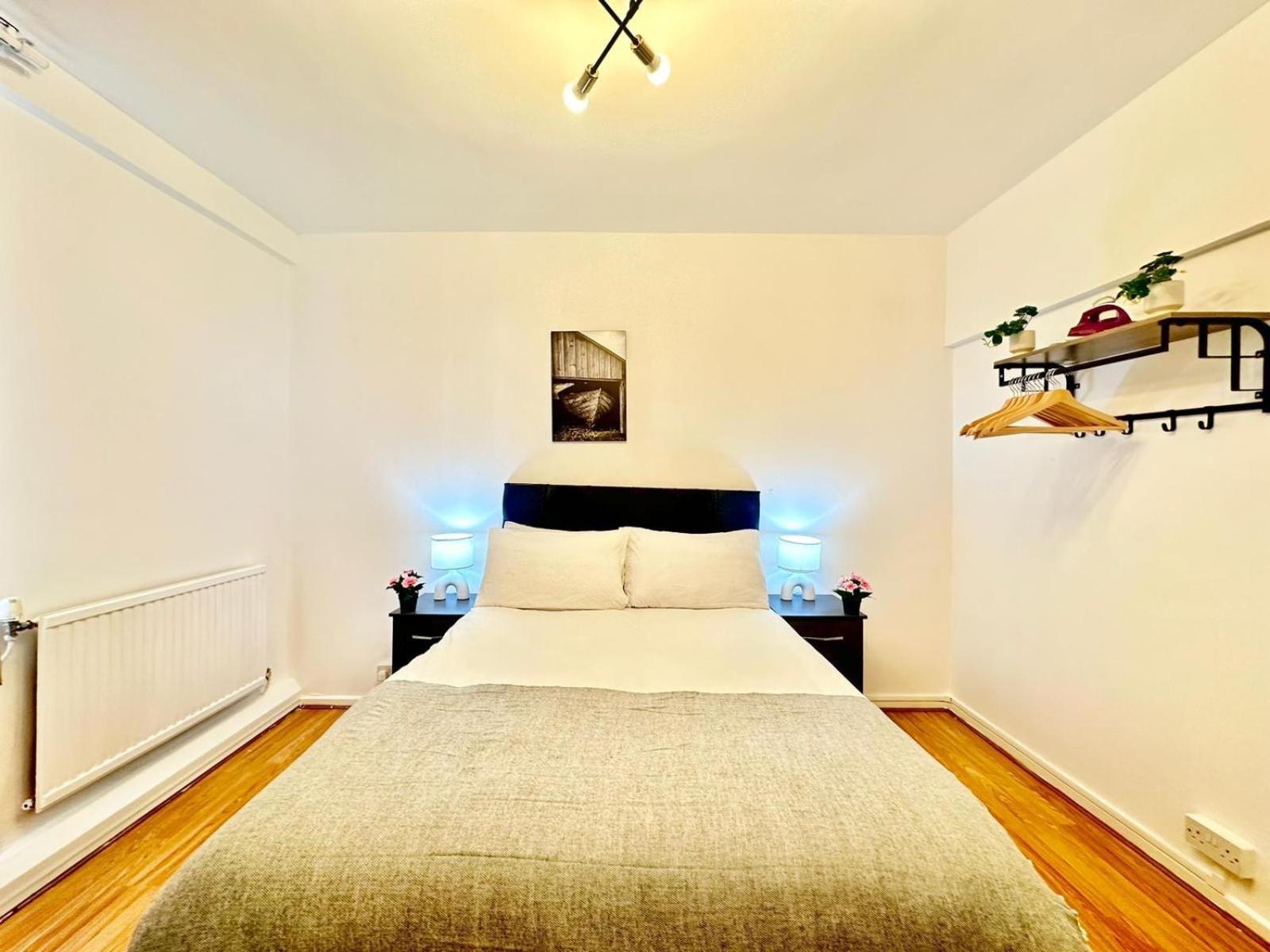 Apartment Paddington Two Bedroom *