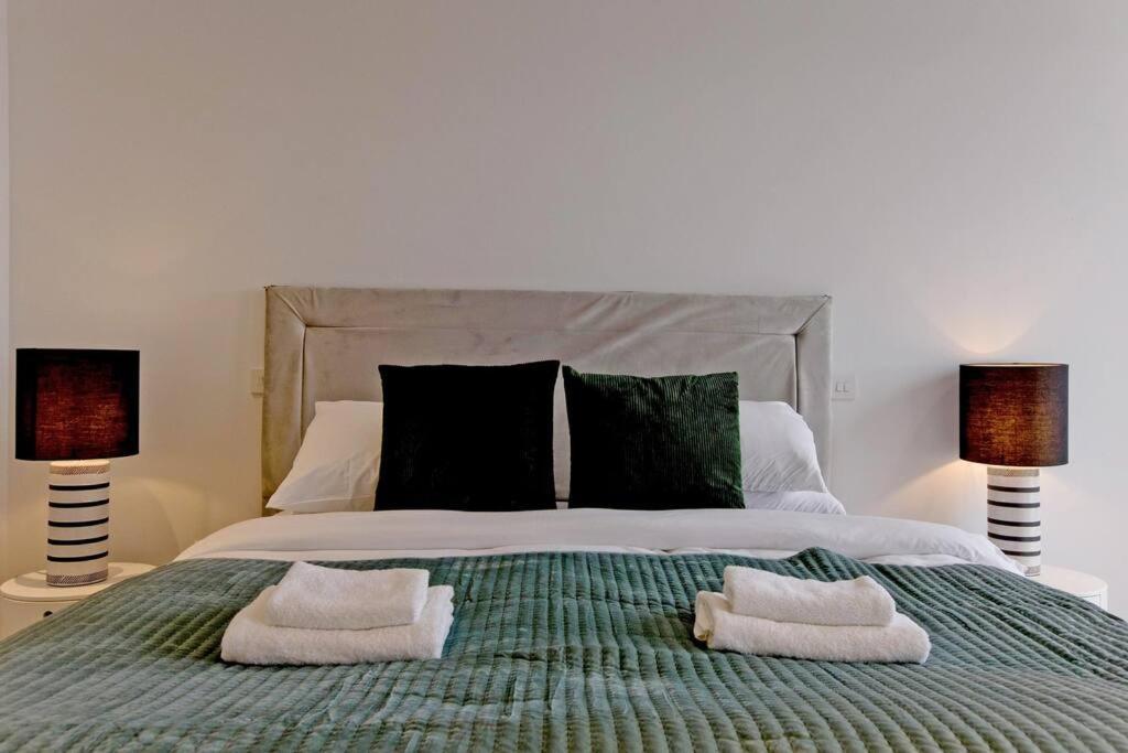 Apartment Kings Cross 2 Bed With Views, Ac, Balcony *