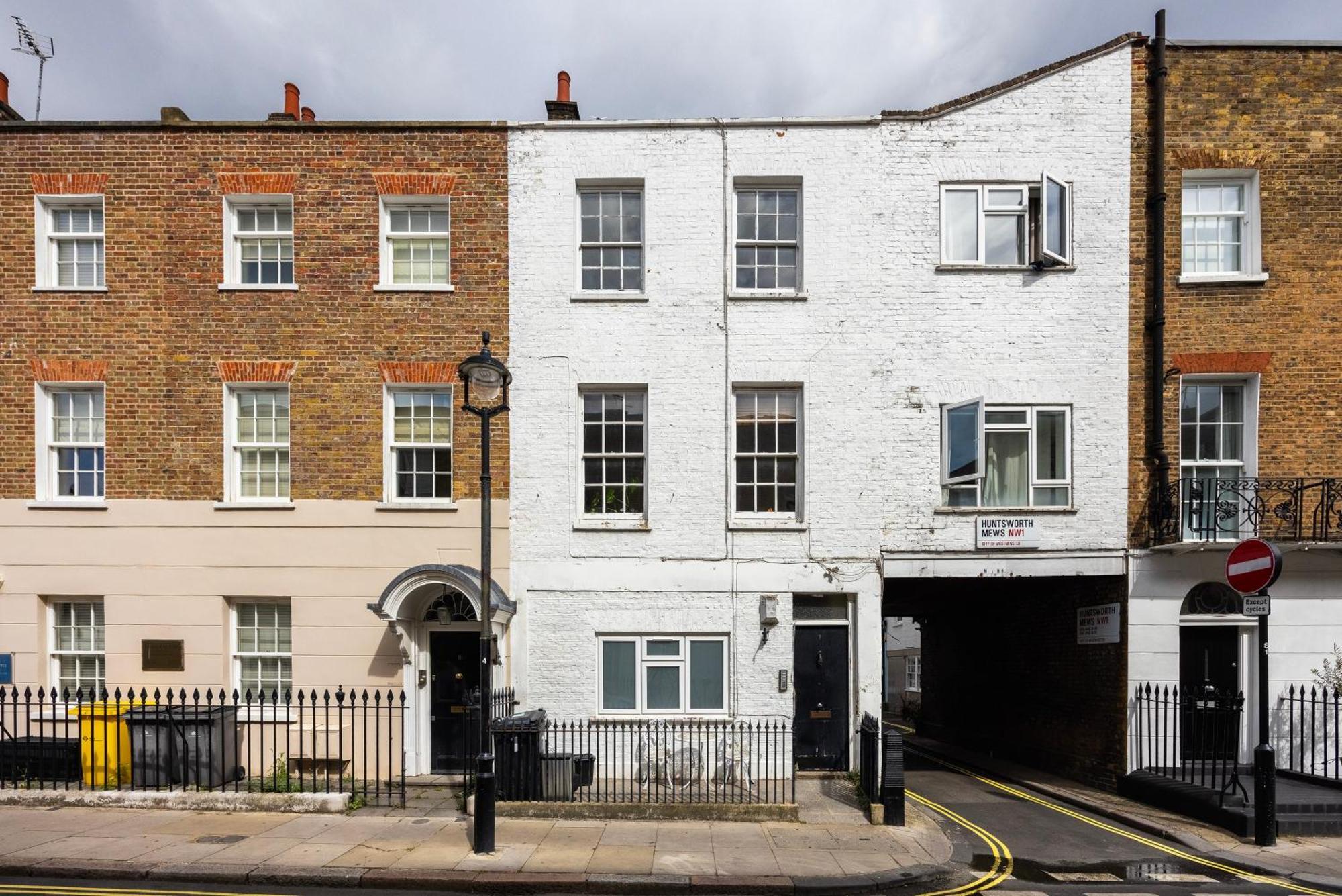 1 Bed On Ivor Place * Londen