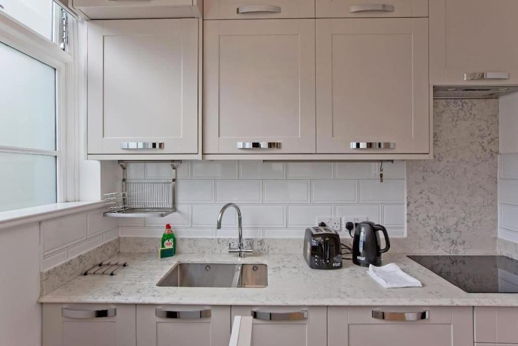 Cosy 2 Bed Modern Mews - Kings Cross
