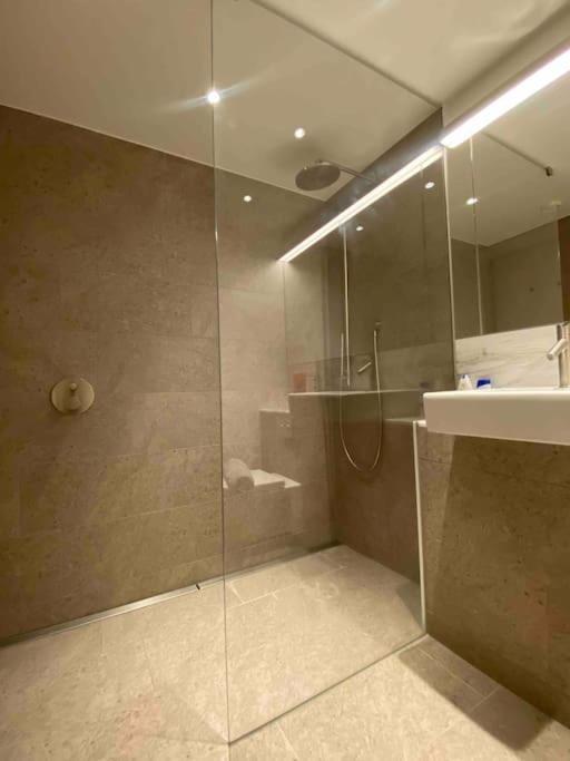 Landmark Entire 2bd Flat Prime Zone1 River London