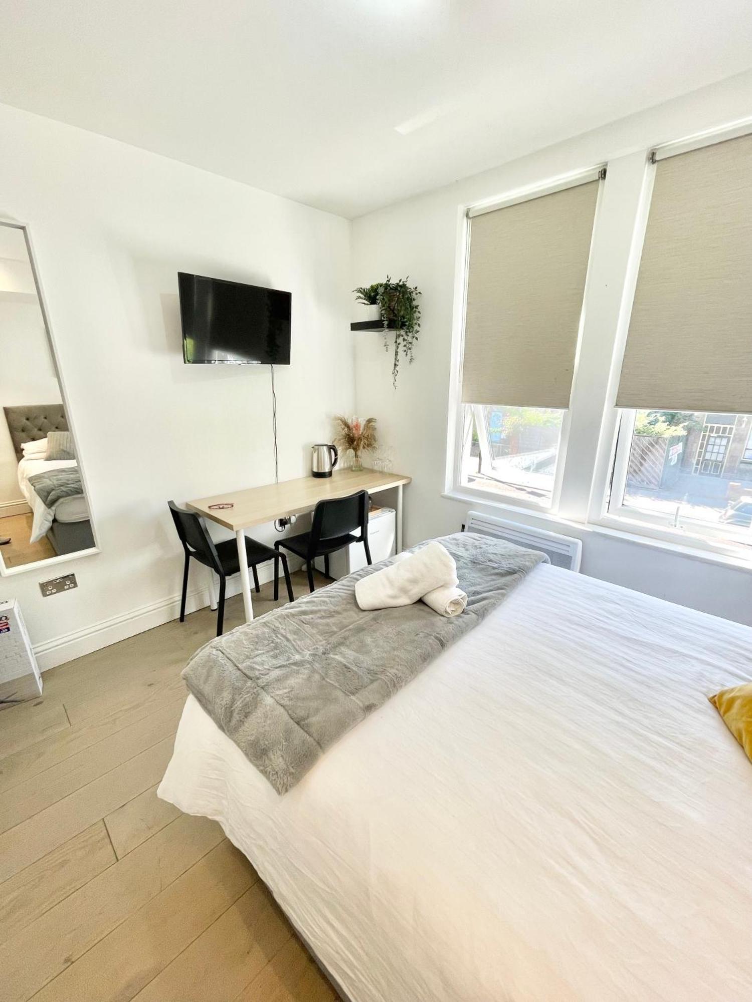 Homestay Cosy En-suite In Stratford London