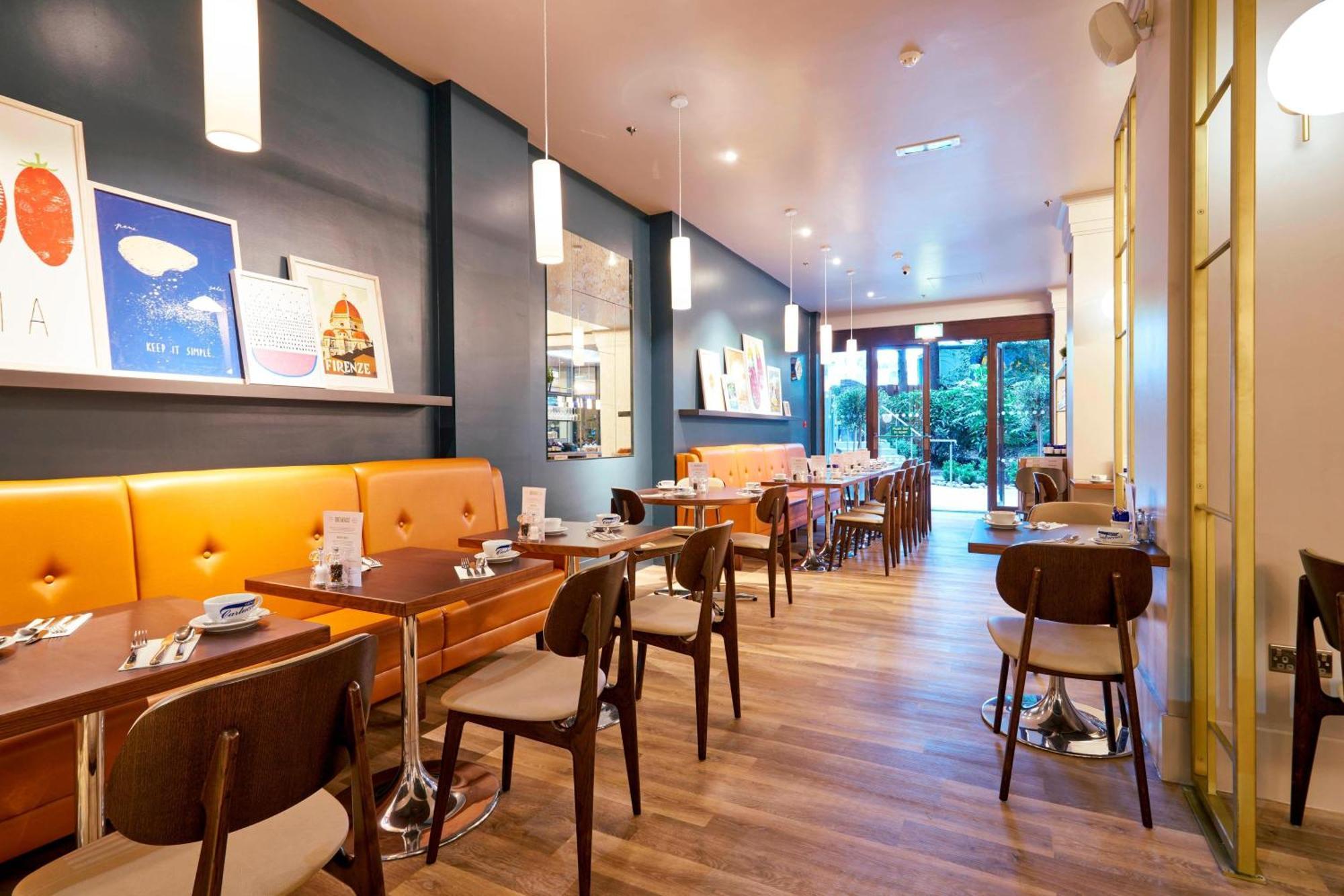 Marriott Regents Park Hotell 4*