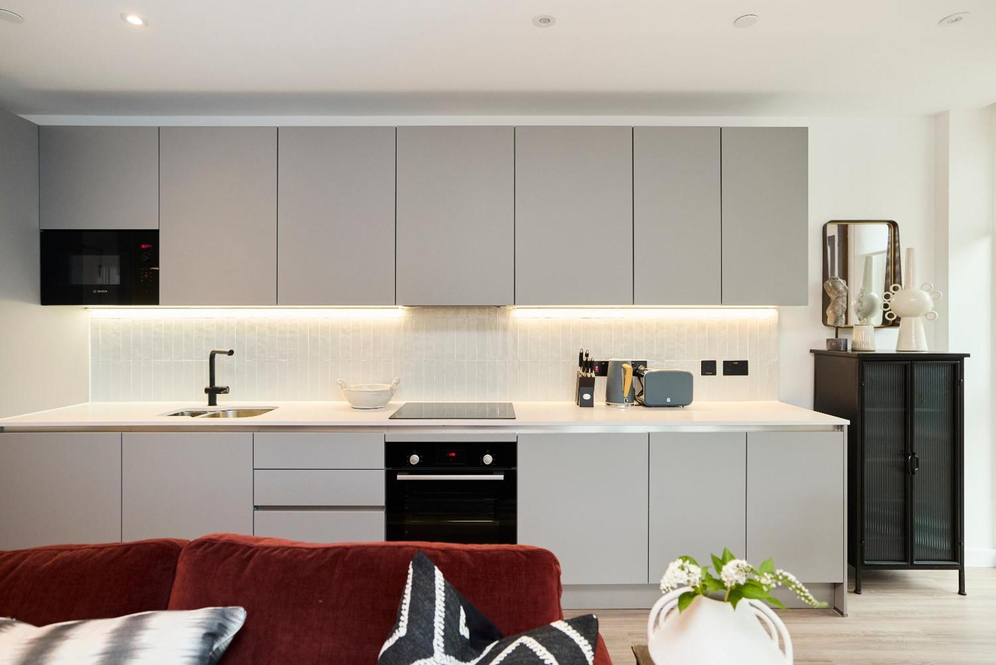 The Tottenham Hale Crib - Trendy 2bdr Flat With Balcony * London