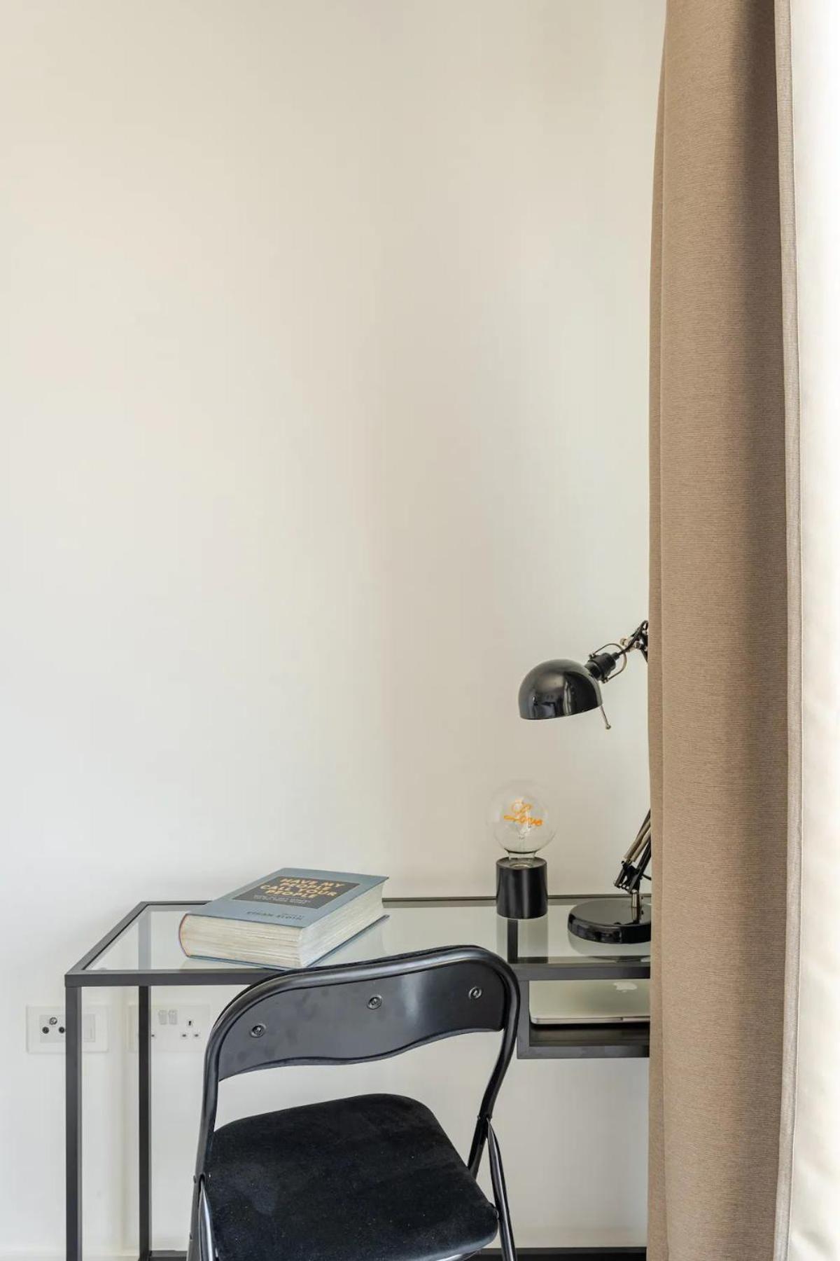 Apartamento Elegant Penthouse In Stratford - Walk To Tube & Near Canary Wharf *