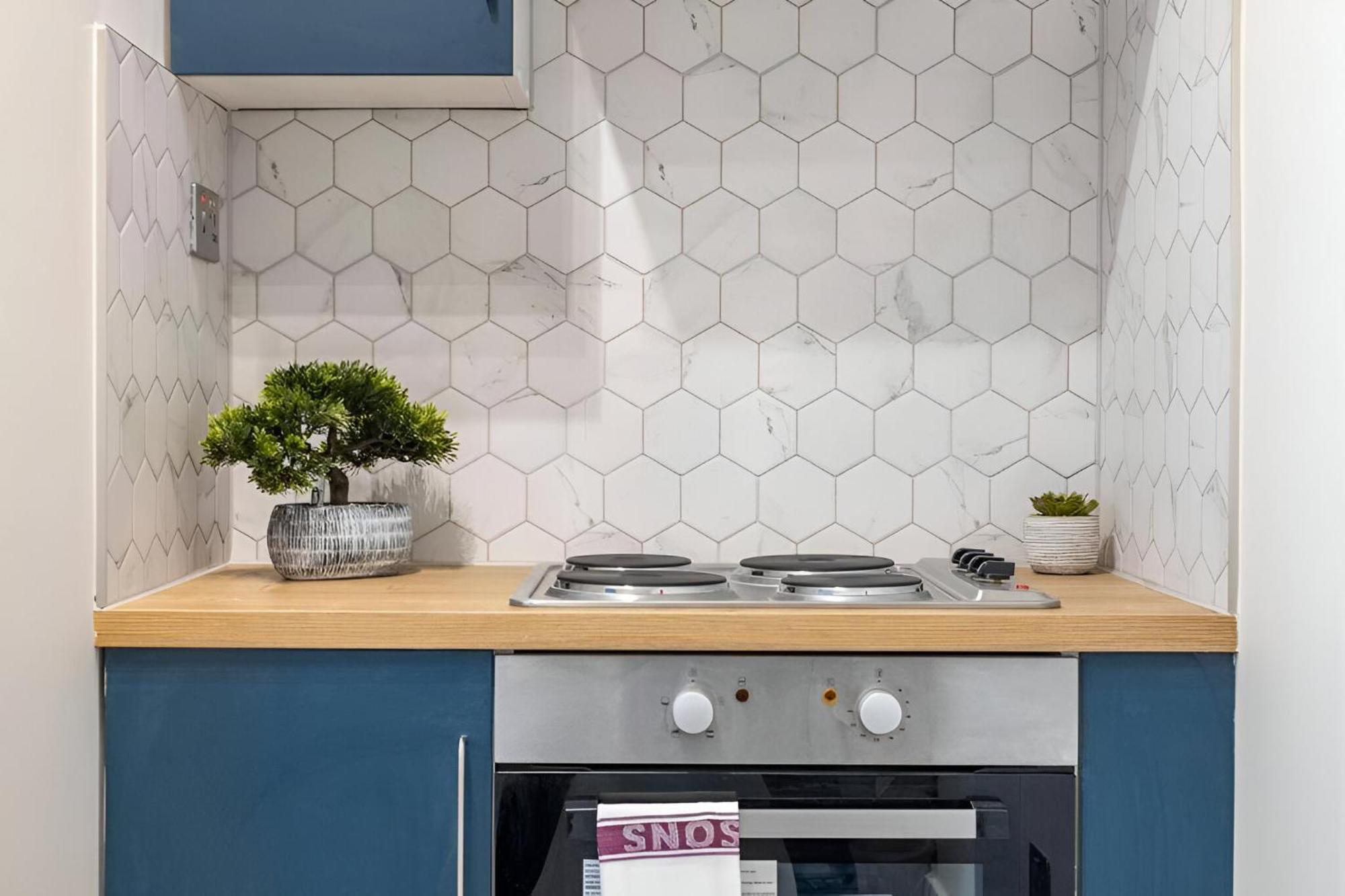 Leilighet Bright And Airy With Minimalist Charm *