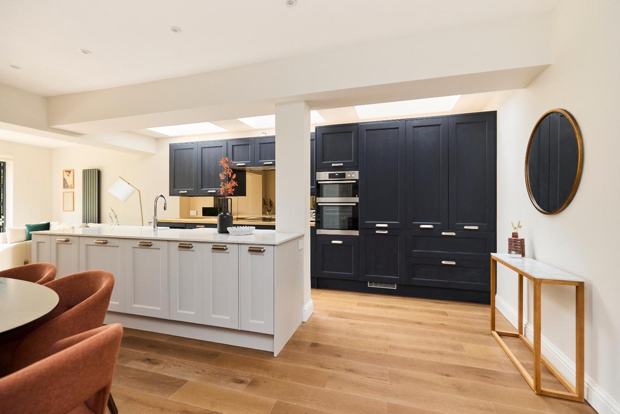 The Brondesbury Park - Sparkling 3bdr Flat With Garden Appartement
