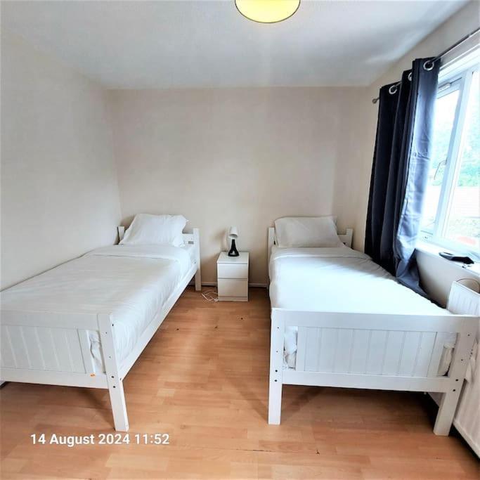 Holiday home 3 Bedroom House In Beckton