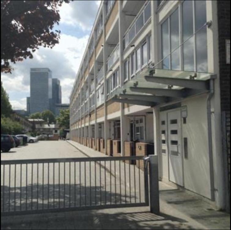 Elgin House, Poplar, E14 Hotel cápsula *