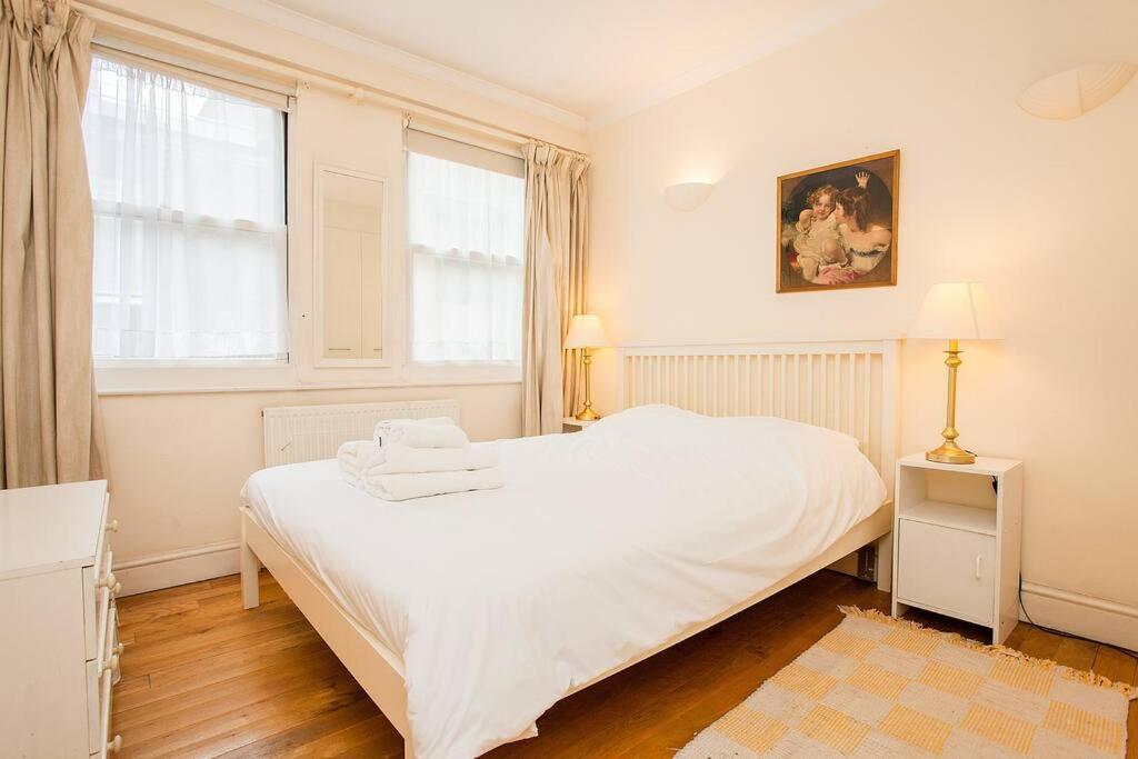 Leilighet Bright 2 Bedroom Flat In