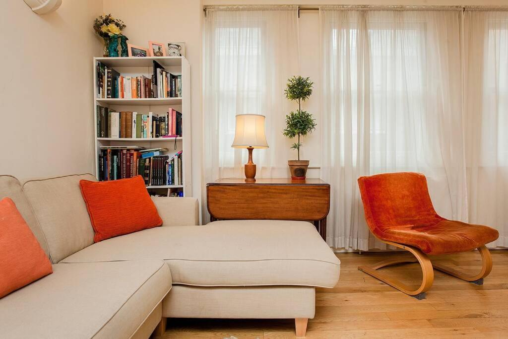 Leilighet Bright 2 Bedroom Flat In London