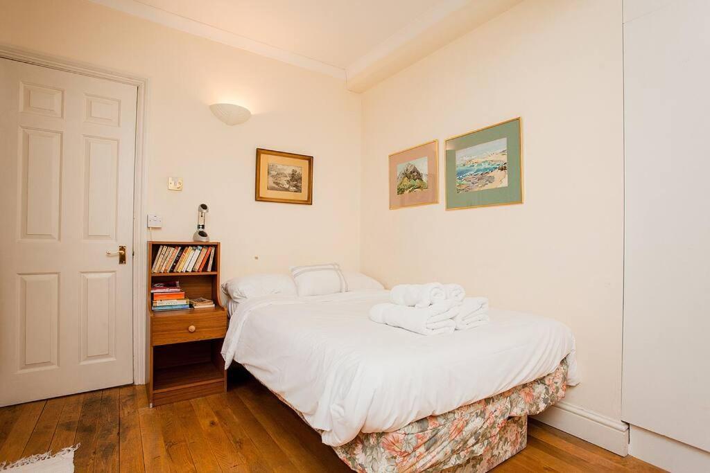 Leilighet Bright 2 Bedroom Flat In London