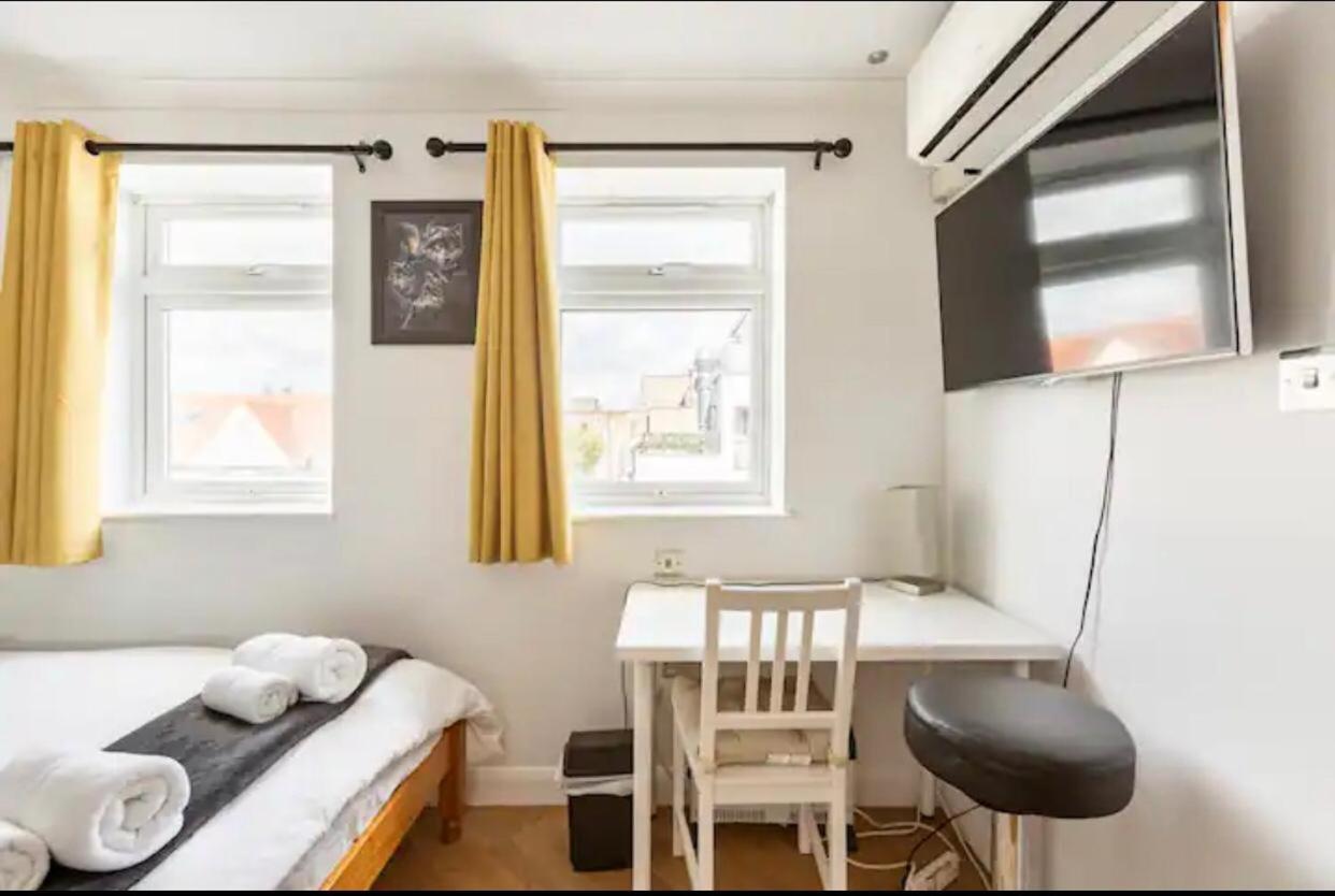 Apartamento Stunning 2 Bedrooms, 2 Bathrooms Flat.