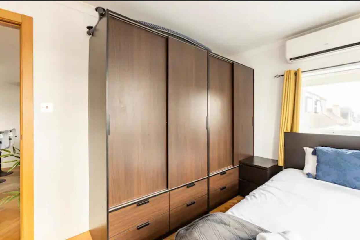 Apartamento Stunning 2 Bedrooms, 2 Bathrooms Flat. Londres