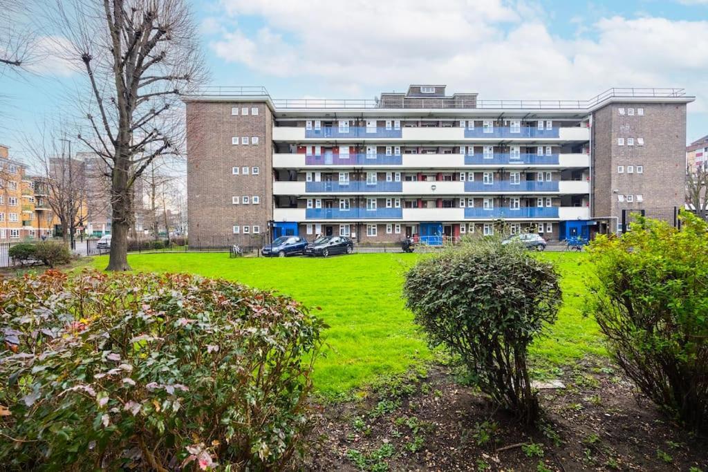 Modernised 3 Bed Pad Near Trendy Shoreditch Ground Floor With Balcony * London