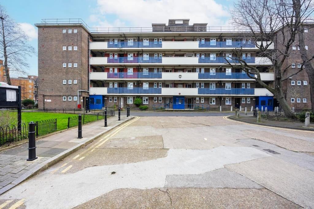 Apartment Modernised 3 Bed Pad Near Trendy Shoreditch Ground Floor With Balcony